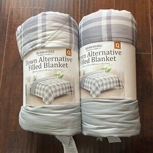 2 Berkshire Down Alternative Filled Blanket - Queen Size